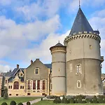 Chateau De Beguin Lurcy-Lévis