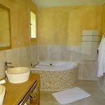 Chateau De Beguin Hotel 3*