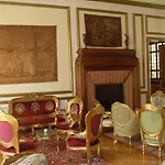 Chateau De Beguin Hotell 3*