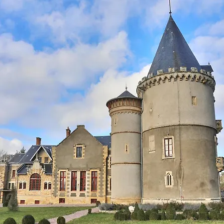 Chateau De Beguin Lurcy-Lévis