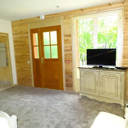 Chateau De Beguin 3*