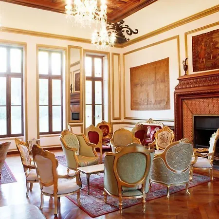 Chateau De Beguin מלון 3*