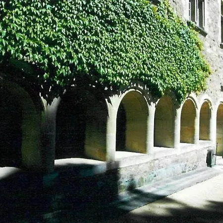 מלון Chateau De Beguin