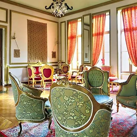 Chateau De Beguin فندق