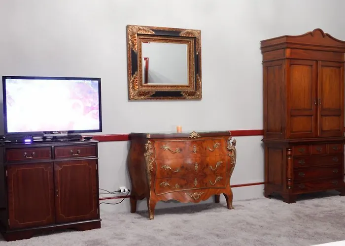 Hotel Chateau De Beguin 3*