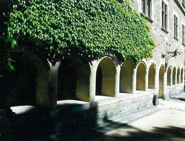 Hotel Chateau De Beguin