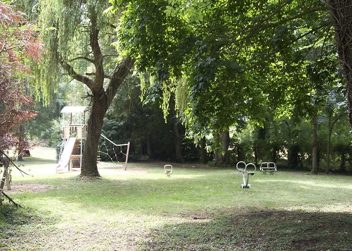 Chateau De Beguin Lurcy-Lévis